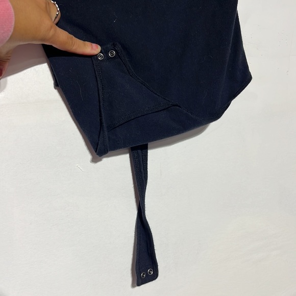 Abercrombie & Fitch Black Scoop Neck Thong Bodysuit Size Medium - Picture 5 of 10